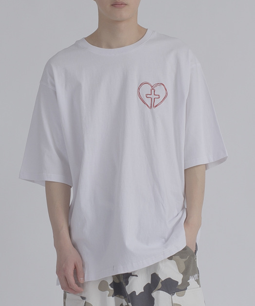 HEART刺繍Tシャツ トップス REGIEVO