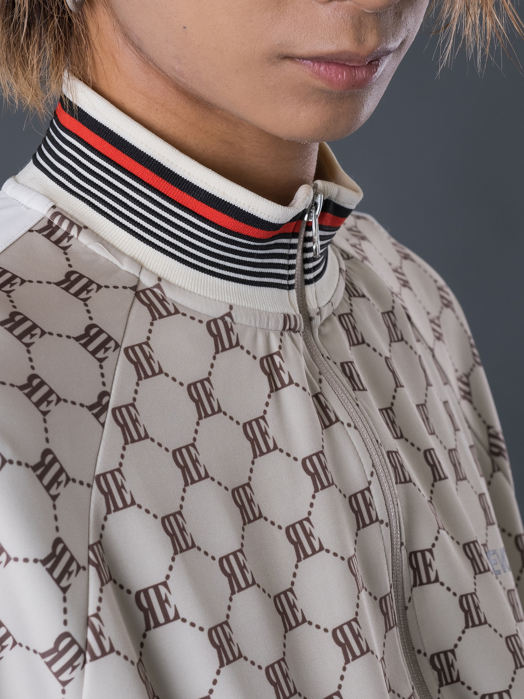 adidas（アディダス）の「グラフィック モノグラム トラック